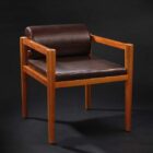 Furniture Classic Banquet Dining Chair