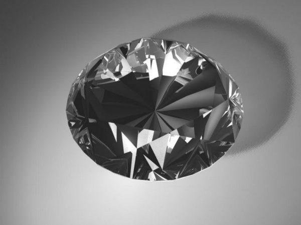 Яскравий діамант