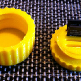 印刷可能なマイクロ SD カードの丸いボックス 3D モデル