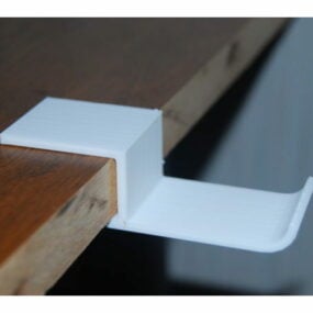 3d модель крепления для наушников на краю стола для печати