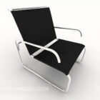 Простий офісний стілець чорний