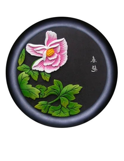 バラの花のテクスチャとアートワーク装飾皿