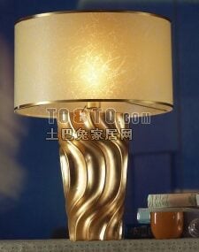 Europäische Tischlampe mit goldenem Sockel, 3D-Modell