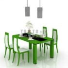 टेबलवेयर के साथ हरी प्लास्टिक टेबल