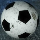 फ़ुटबॉल गेंद काली सफ़ेद